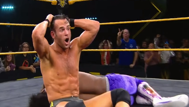 WWE: Το NXT έκανε ντεμπούτο στην τηλεόραση με αγώνα... να τραβάς τα μαλλιά σου (vids)