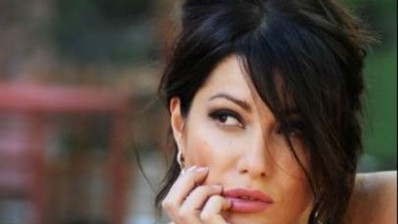 Κλέλια Ρένεση: «Το παιδί μου δεν είναι του Manu Chao» (pics & vid)