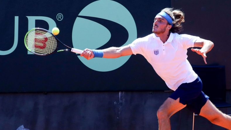 Davis Cup: Ο Τσιτσιπάς νίκησε και τον Χουρκάτς (vid)