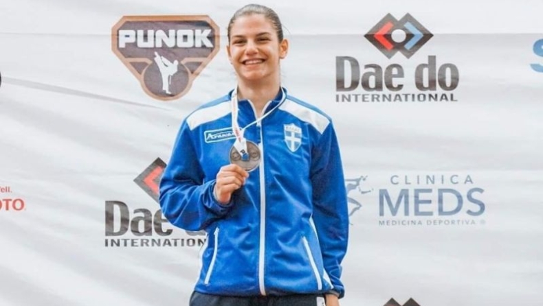 Ασημένιο μετάλλιο στο Παγκόσμιο πρωτάθλημα Καράτε η Χρυσοπούλου!