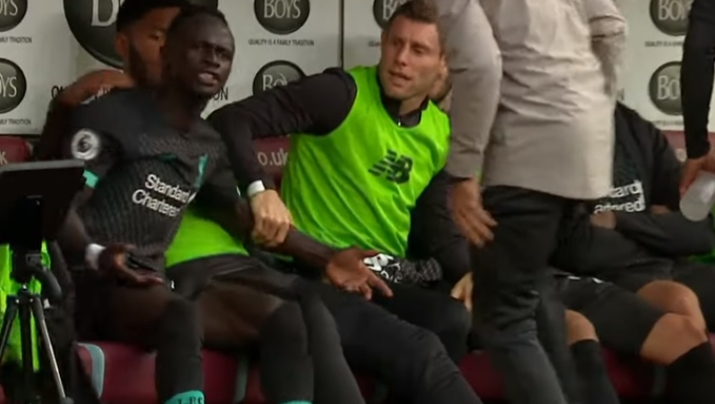 Σαλάχ - Μανέ: Η κουβέντα ανακωχής μετά τα νεύρα για την... πάσα (vid)