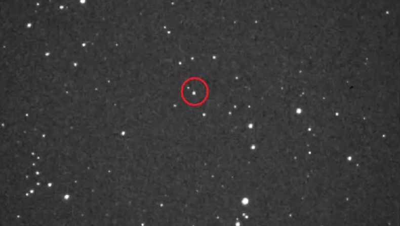 Δυνητικά επικίνδυνος αστεροειδής περνάει κοντά από τη Γη τώρα και είναι ορατός ακόμη και με μικρά τηλεσκόπια (vids)