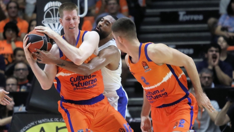 Μότουμ: «Αν πάει καλά η στρατηγική του Ολυμπιακού, θα την αντιγράψουν κι άλλες ομάδες»