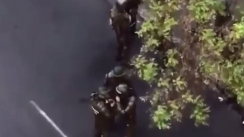 Video δείχνει αστυνομικούς να κάνουν χρήση κοκαΐνης για να αντιμετωπίσουν διαδηλωτές στην Χιλή (vid)