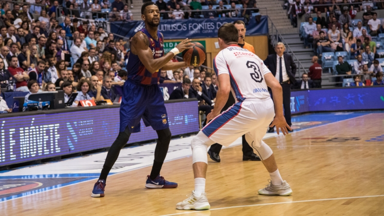 Μπαρτσελόνα: Παραμένουν εκτός οι Ρίμπας και Χίγκινς