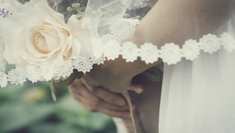 Ματωμένος γάμος: Μπήκε στην εκκλησία και πυροβόλησε τη νύφη