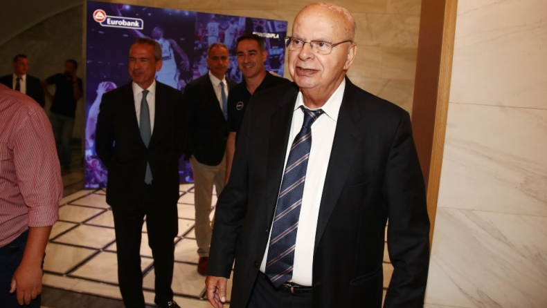 Βασιλακόπουλος: «Ποιος είναι ο Αυγενάκης που θα με κρίνει;»