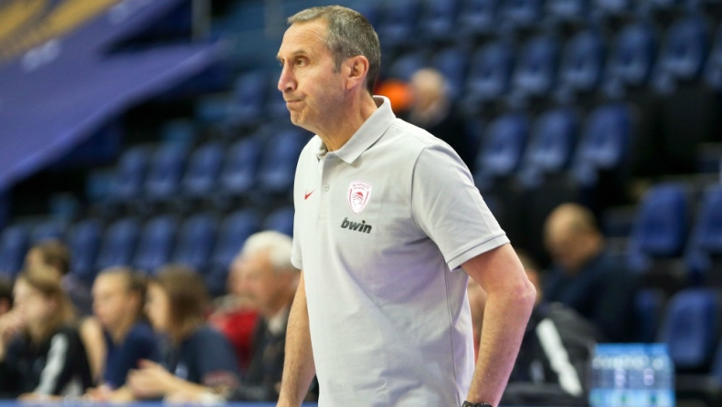 Μπλατ: «Σκέφτομαι να αποσυρθώ»