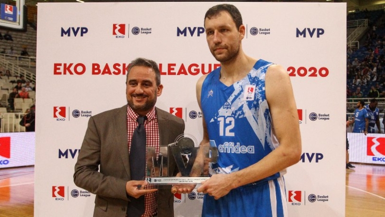 Παναθηναϊκός-Ιωνικός: Ο Μαυροκεφαλίδης παρέλαβε το βραβείο MVP του Οκτώβρη (pic)