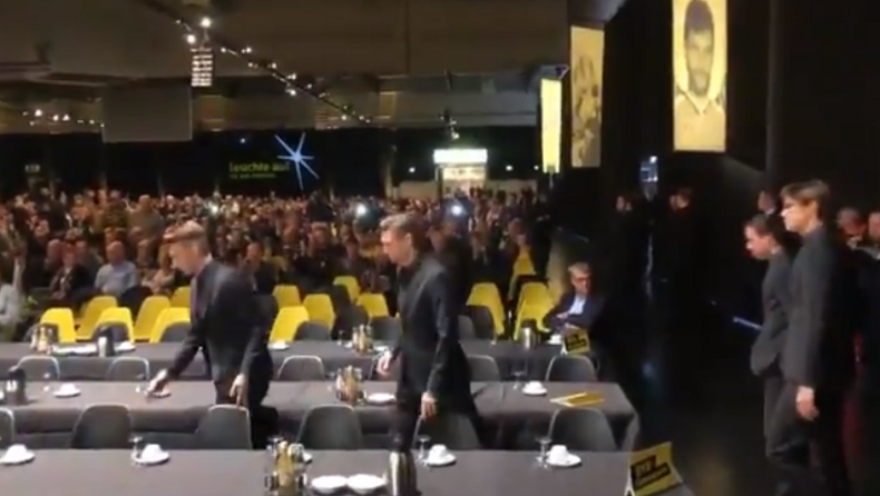Ντόρτμουντ: Άγρια γιούχα στους παίκτες στην ετήσια Συνέλευση! (vid)