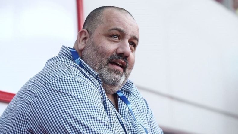 Πειθαρχική δίωξη σε Καραπαπά