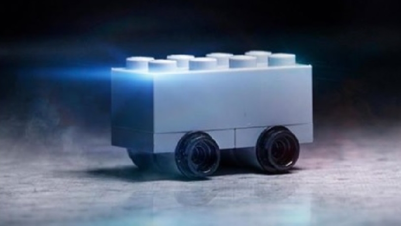 Η Lego τρολάρει την Tesla με το δικό της Cybertruck (pic)