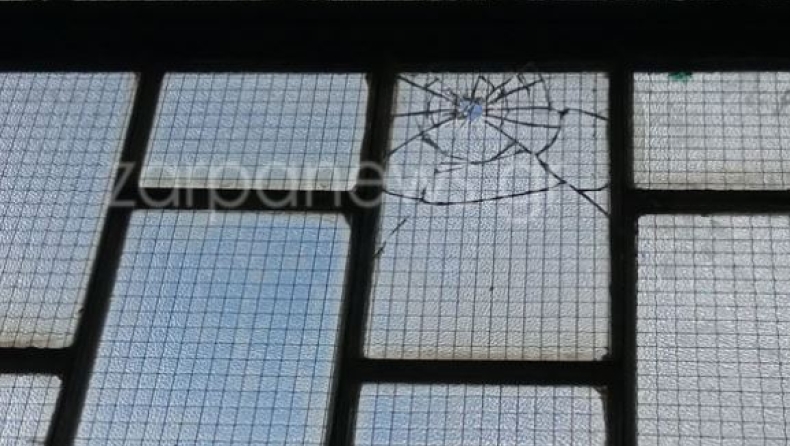 Άγνωστοι «γάζωσαν» σχολείο στα Χανιά με πυροβολισμούς (pics)