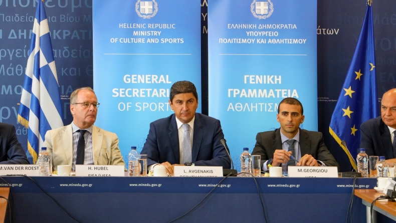 ΓΓΑ, FIFA, UEFA: «Καταδικάζουμε κάθε ενέργεια που προκαλεί δυσμενείς συνέπειες στο ποδόσφαιρο»