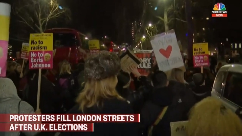 Βρετανία: «Δεν είναι ο πρωθυπουργός μου», διαδηλωτές έκαναν πορεία στο Λονδίνο κατά του Τζόνσον (vids)