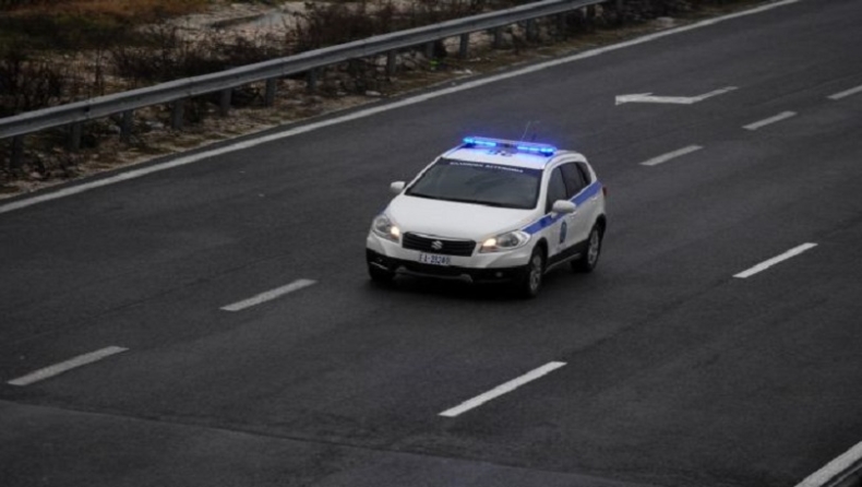 Πανδαιμόνιο στην εθνική οδό Βόλου-Λάρισας από οδηγό που οδηγούσε 20 λεπτά ανάποδα