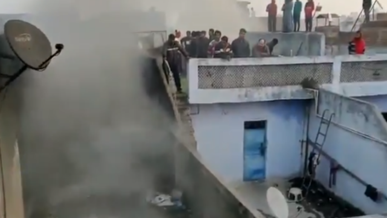Ινδία: Πυρκαγιά σε εργοστάσιο με δεκάδες νεκρούς (vid)