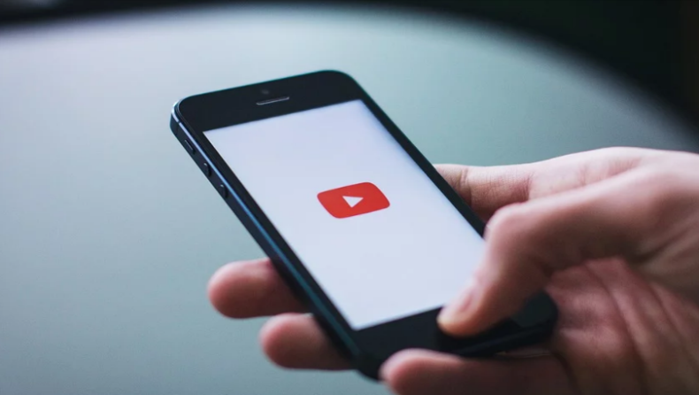 «YouTube Is Over»: Γιατί οι χρήστες απειλούν να διαγράψουν τους λογαριασμούς τους