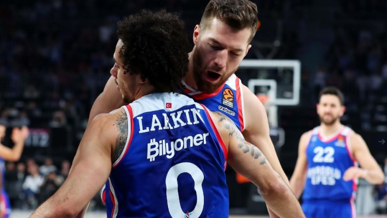 Καρσίγιακα - Αναντολού Εφές 80-82: «Καθάρισε» ο Λάρκιν με buzzer beater layup!