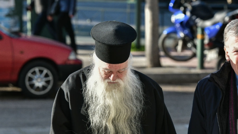 Ο αντεισαγγελέας πρότεινε την εν μέρει αθώωση του Αμβρόσιου