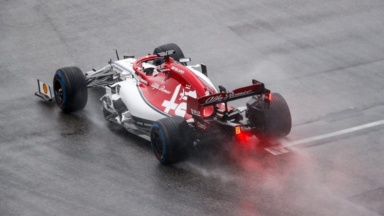 Ο Ρόμπερτ Κούμπιτσα παραμένει στην Formula 1