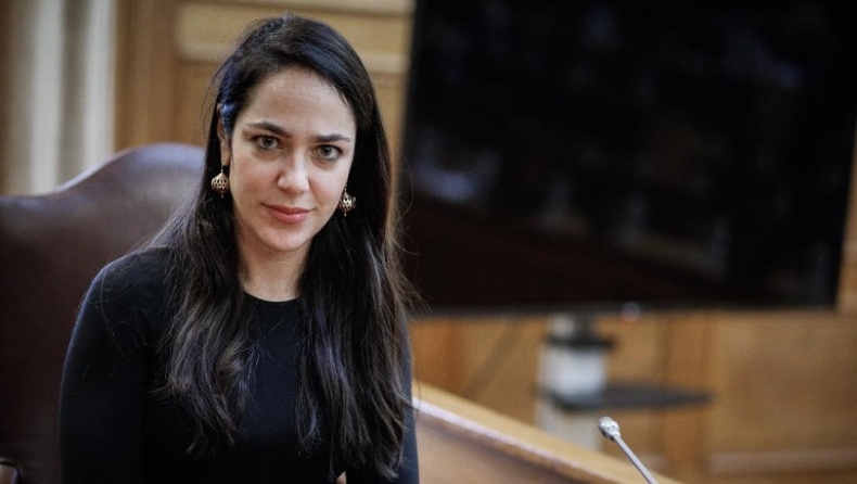 Τέλη Φεβρουαρίου η πρώτη δόση του επιδόματος γέννας