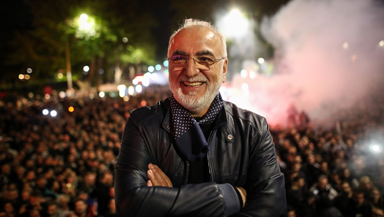 Οι «ασπρόμαυρες» ευχές προς τον Ιβάν Σαββίδη (pics)