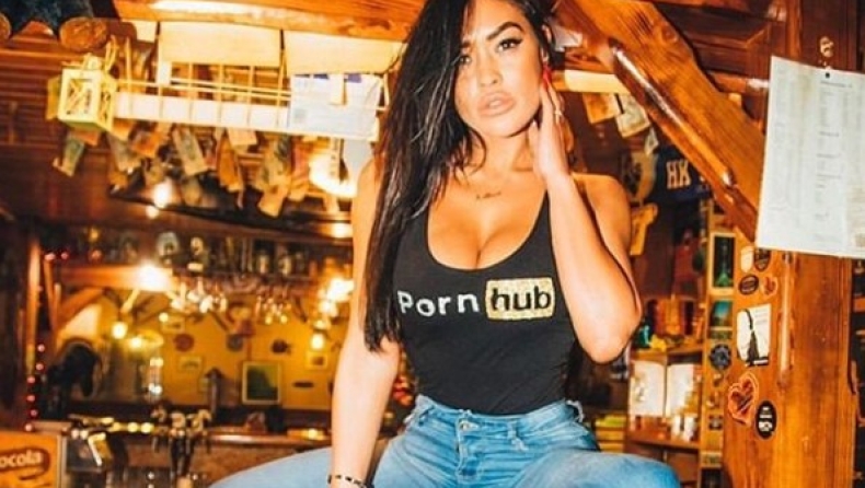 Κουφός κάνει μήνυση στο PornHub επειδή δεν μπορεί να καταλάβει τους διαλόγους (pics)