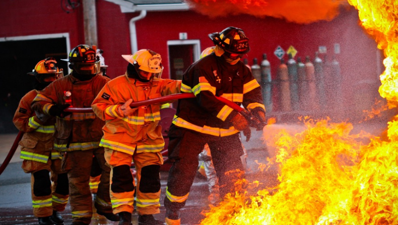 Πολωνία: Τέσσερις νεκροί από πυρκαγιά σε άσυλο ανιάτων