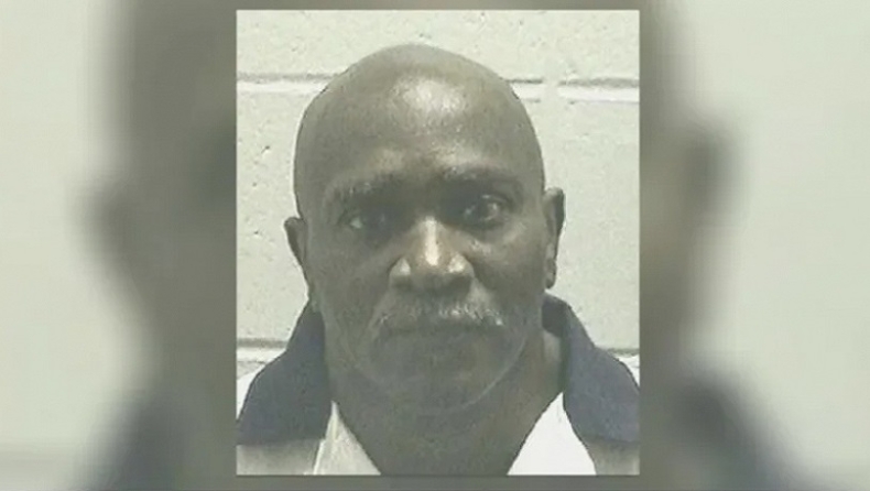 Θανατοποινίτης πέθανε περιμένοντας δικαίωση για ρατσιστή ένορκο που τον έστειλε στην ηλεκτρική καρέκλα (pics)