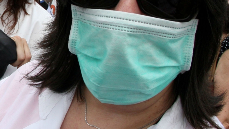 «Στη Θεσσαλονίκη εξαντλήθηκαν οι χειρουργικές μάσκες»
