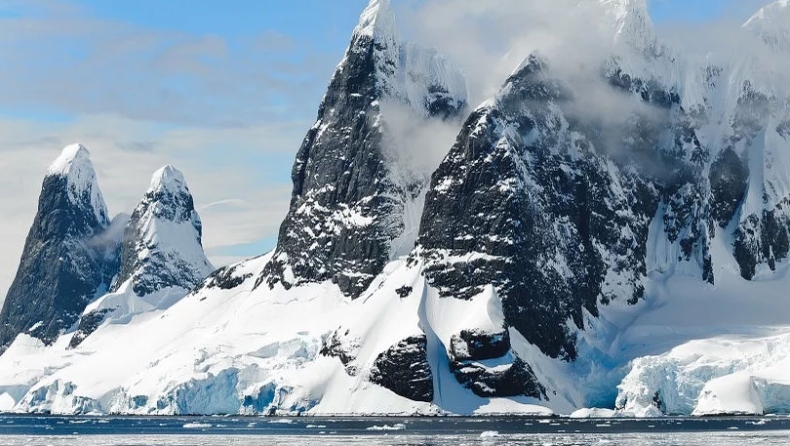 Η θερμοκρασία σε νησί της Ανταρκτικής έφτασε τους 20 βαθμούς για πρώτη φορά