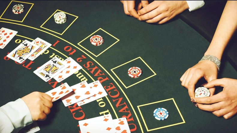 10+1 φύλλα που παίζεις λάθος στο Blackjack