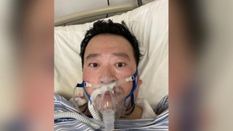 Οργή στην Κίνα για τον θάνατο του γιατρού που είχε ενημερώσει πρώτος για τον κοροναϊό