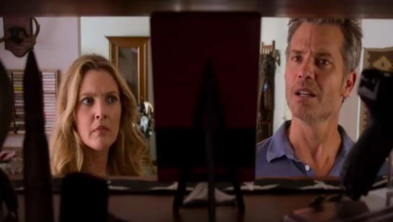 Η ΚΝΕ «δίκασε» την εισαγγελέα της δίκης της Χρυσής Αυγής με απόσπασμα από το Netflix (vid)