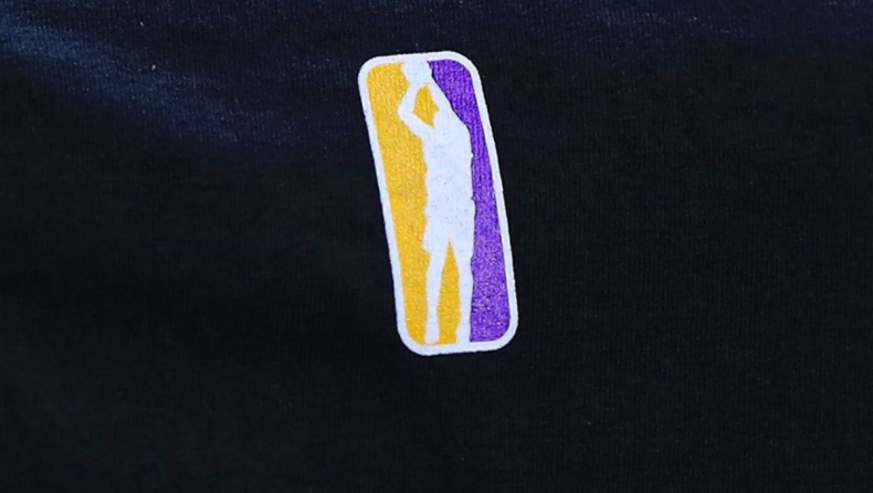 Οι Ουόριορς έβαλαν τον Κόμπι στο logo του ΝΒΑ (pics)