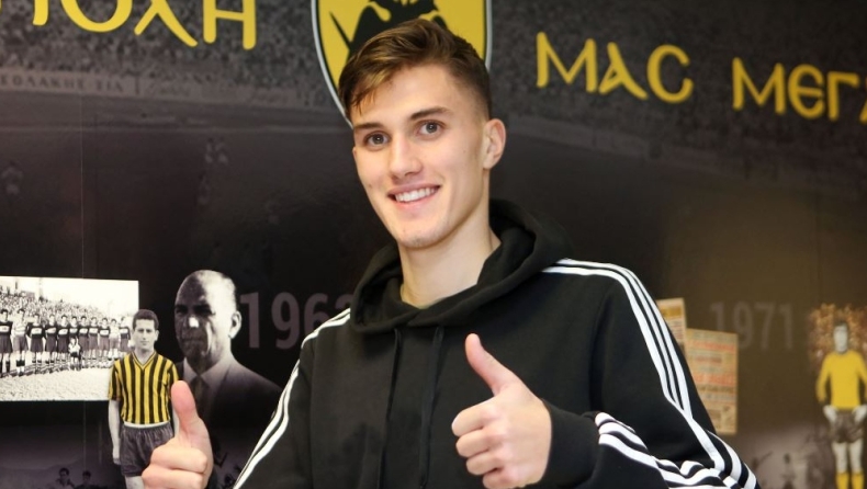 Λάτσι: «Ο Καρέρα μου διδάσκει πολλά πράγματα»