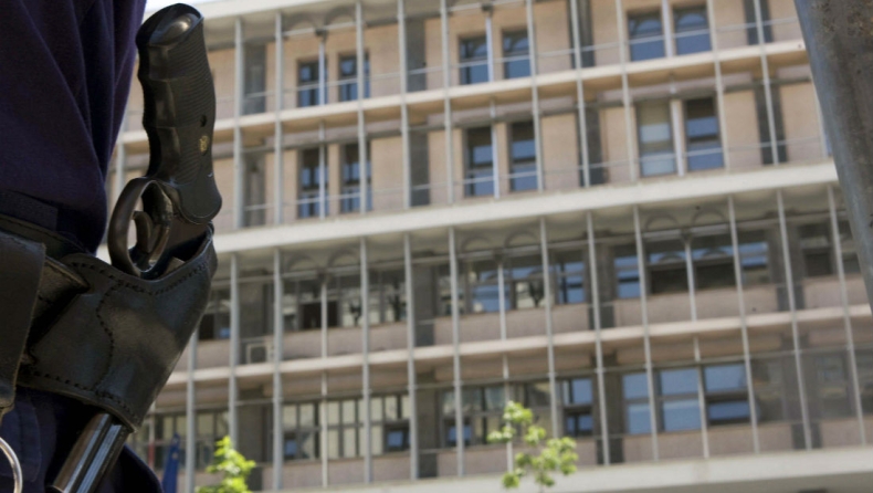 Εισαγγελέας για τις τηλεφωνικές φάρσες στα δικαστήρια Θεσσαλονίκης