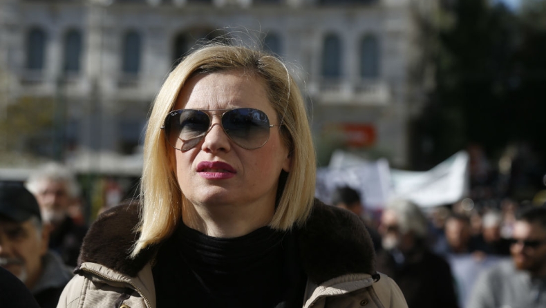 Η Ραχήλ Μακρή έκανε το πιο εξοργιστικά ψεκασμένο ποστ (pic)