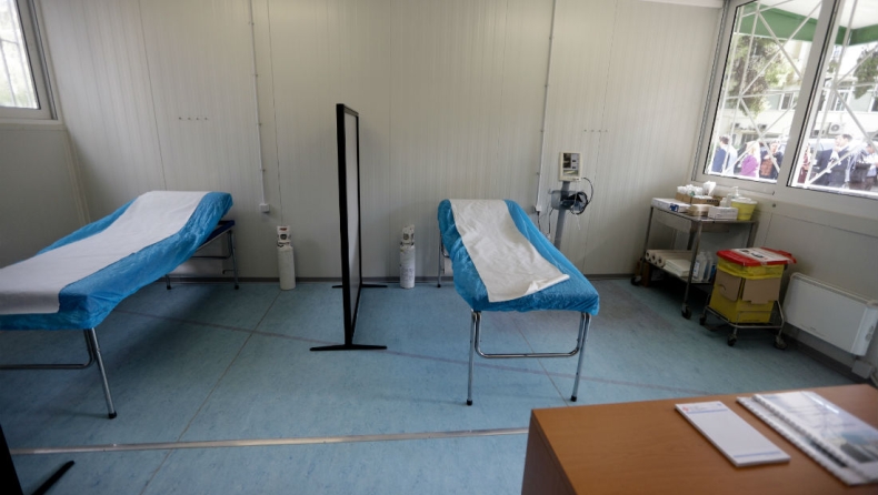 Τι είναι τα isolation boxes που θα υπάρχουν στα ελληνικά νοσοκομεία (pics)