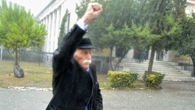 Original 21 για Γλέζο: «Η υψωμένη σου γροθιά, σημαία μας»!