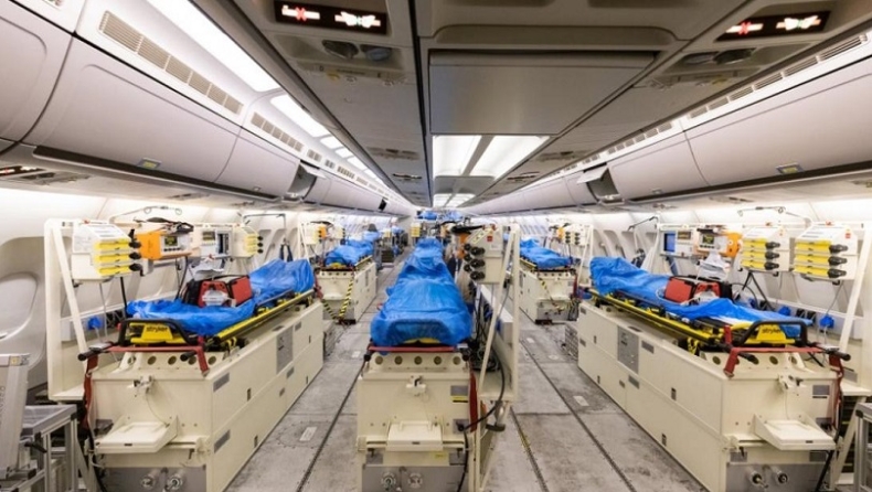 Κορονοϊός: Το ιπτάμενο «ασθενοφόρο» της Airbus που μεταφέρει ασθενείς από το Μπέργκαμο στη Γερμανία (pics)