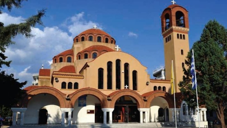 Η Εκκλησία ζητάει να δοθούν τα 800 ευρώ και για τους εργαζόμενους σε Ναούς και δομές