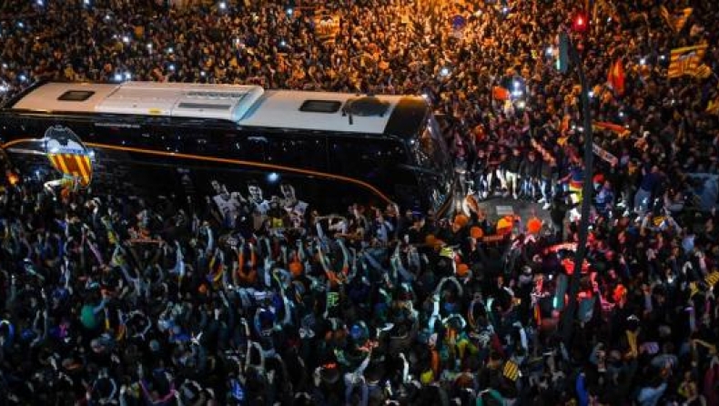 Βαλένθια - Αταλάντα: Χιλιάδες οπαδοί έξω από το «Μεστάγια» (pics & vids)