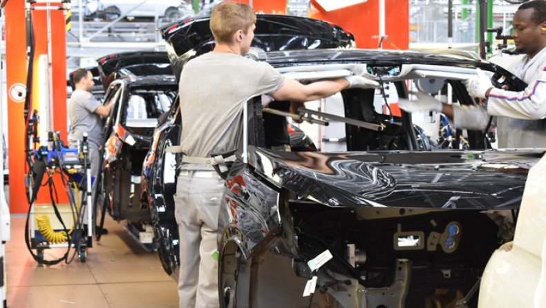 Κλείνουν δεκάδες εργοστάσια αυτοκινήτων στην Ευρώπη λόγω κορονοϊού