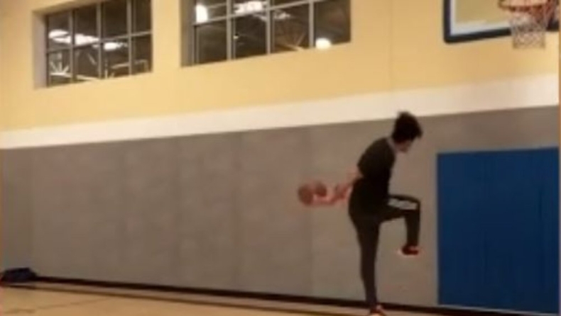 Όταν τα trick shots πάνε σε... άλλο επίπεδο! (vid)