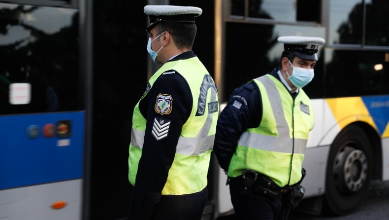 Αστυνομικοί Θεσσαλονίκης: «Είμαστε το παιδί για όλες τις δουλειές, δεν γίνεται να κυνηγάμε όποιον δεν φοράει μάσκα»