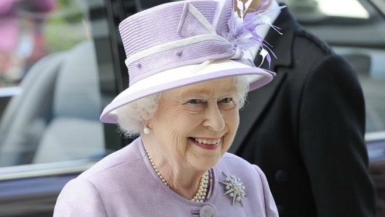 Κορονοϊός: Η βασίλισσα Ελισάβετ τόνισε πως το Πάσχα δεν ακυρώνεται