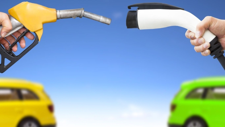 3 φορές «καθαρότερη» η ηλεκτροκίνηση από το πετρέλαιο ή τη βενζίνη