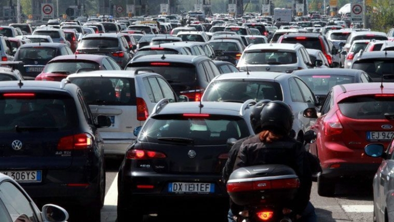 Ιταλία: Τρομακτική η πτώση πωλήσεων των αυτοκινήτων
